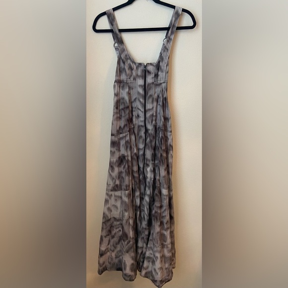 Anthropologie Pilcro Parasail Relaxed Midi Dress Grey Motif - Picture 7 of 10